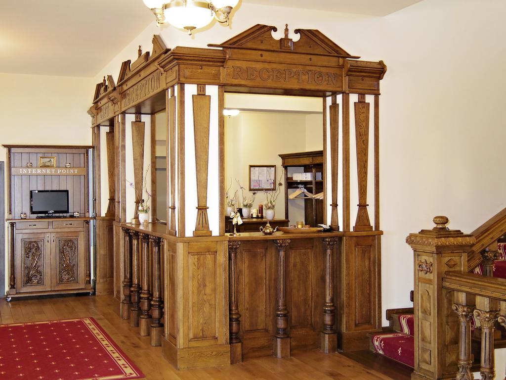 Hotel Castel Royal Mosnita Noua المظهر الخارجي الصورة